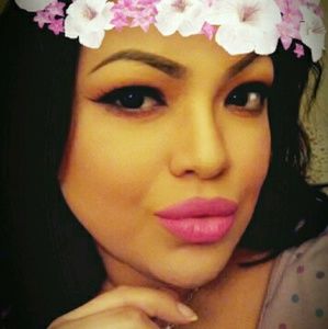 Meet your Posher, Cindy